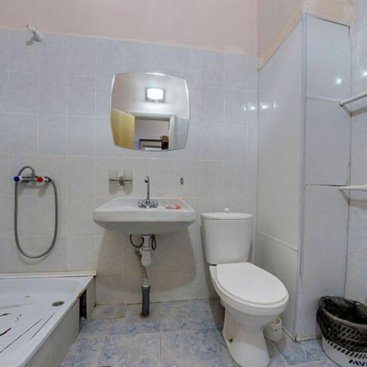 Совмещенный санузел с душем в 2 местном 1 комнатном 3 категории 2-3 этажи санатория Целебный ключ. Ессентуки